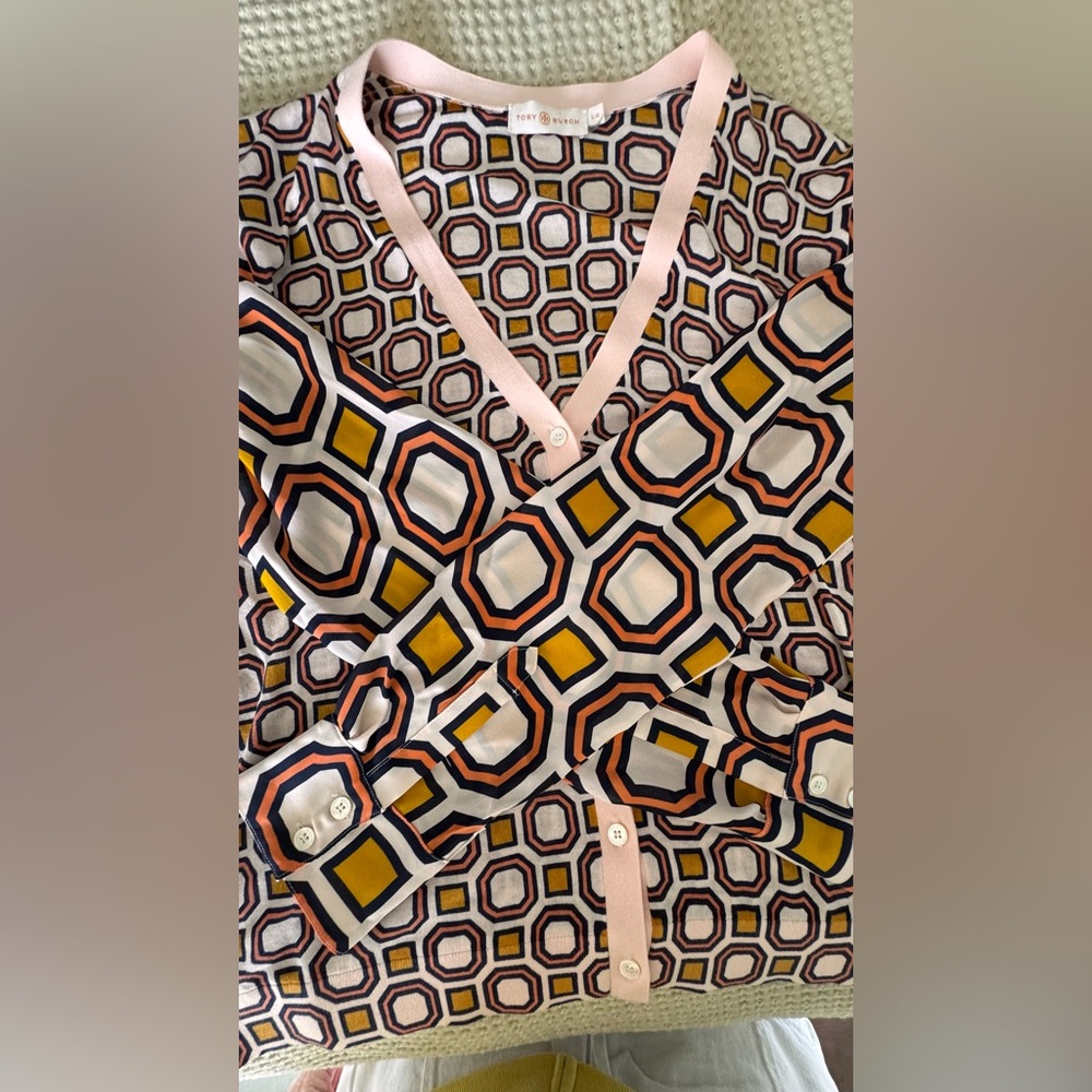 Tory Burch Wesley Cardigan Sweater Size Lrg Peach Geometric Print Silk Sleeves - Picture 2 of 16
